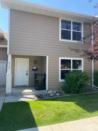 Main picture of 834 Avenue E