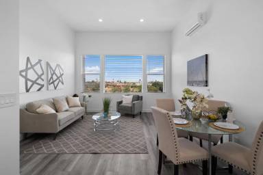 Main picture of 6634 Rockglen Ave