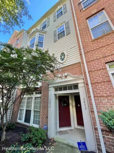 Main picture of 2452 Eastbourne Dr