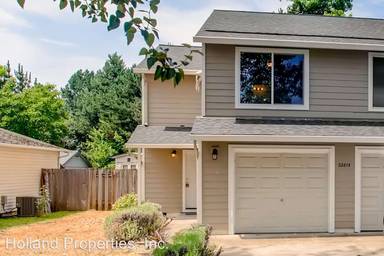 Main picture of 22813 SW Main St