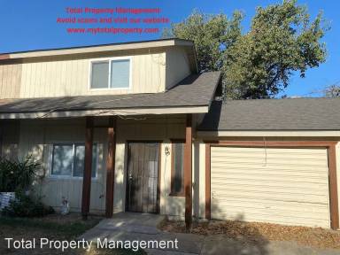 Main picture of 511 W Meadow Ct