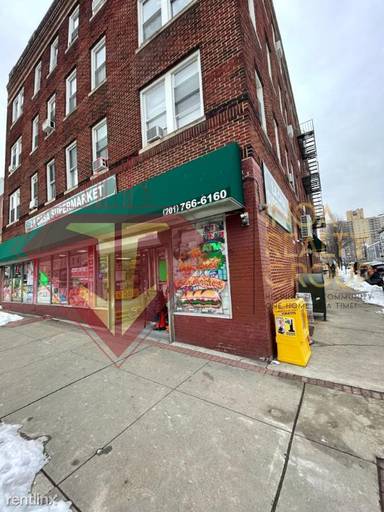 Main picture of 6700 Park Ave