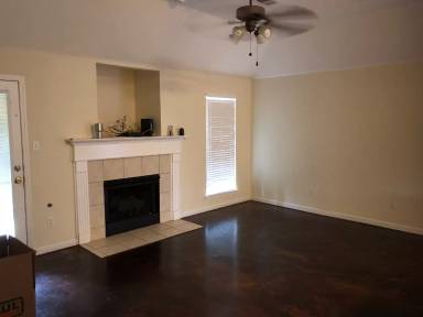 Main picture of 4966 Graham Lake Dr