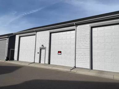 Main picture of 282 E Chestnut St