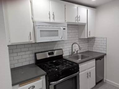 Main picture of 7014 Lanewood Ave