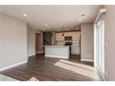 Main picture of 10634 Weston Way N