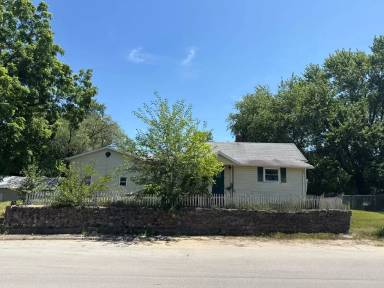 Main picture of 1612 Morton St