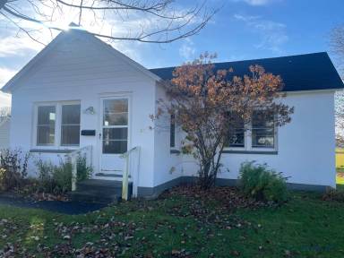 Main picture of 87 College St