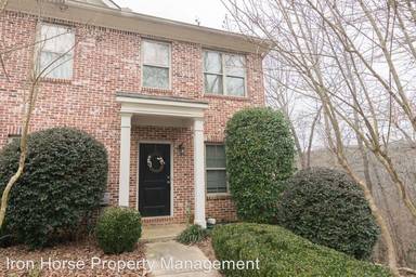 Main picture of 200 Rivergrove Pkwy