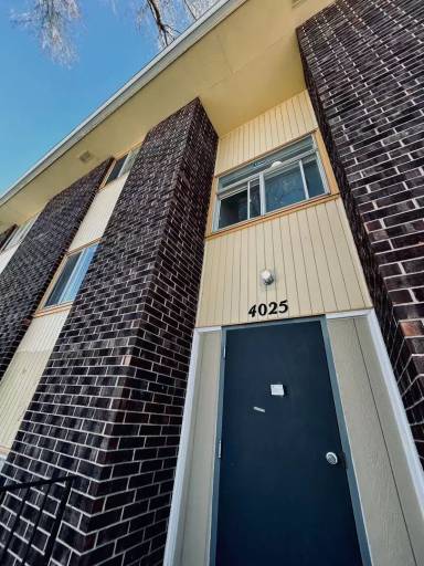 Main picture of 4023 Hamilton St