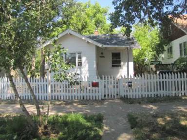 Main picture of 1016 W 28th St