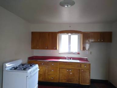 Main picture of 416 1/2 Ridge Ave