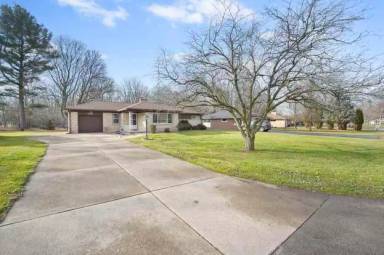 Main picture of 912 Albright Dr
