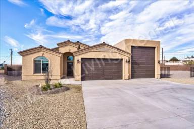 Main picture of 761 Chickasaw Ln