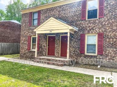 Main picture of 206 Lindbeth Dr