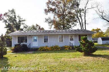 Main picture of 35103 Pardo St