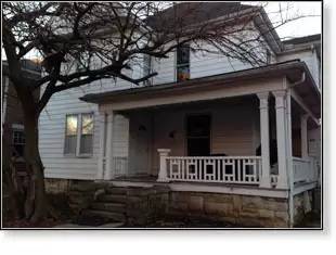 Main picture of 422 E 6th St