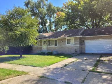 Main picture of 20208 Nicke St