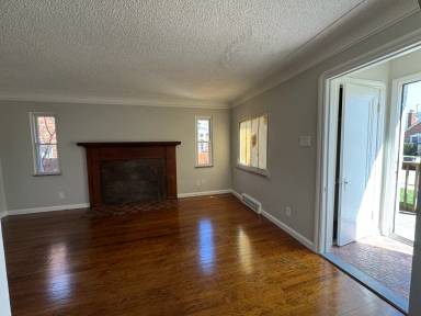 Main picture of 10031 Somerset Ave