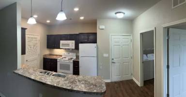 Main picture of 3020 E 6th Ave