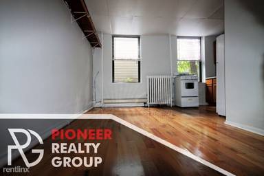 Main picture of 4631 N Paulina Apartments