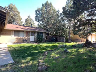 Main picture of 1801 NE Wichita Way