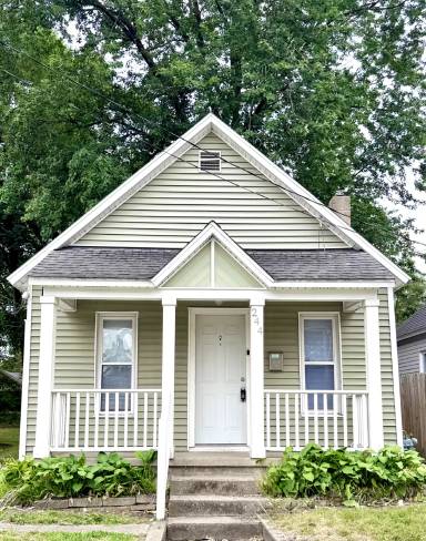 Main picture of 244 Matilda St NE