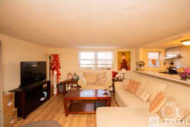 Main picture of 95 Chestnut St