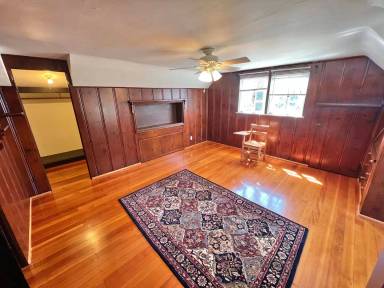 Main picture of 206 Temple Ave