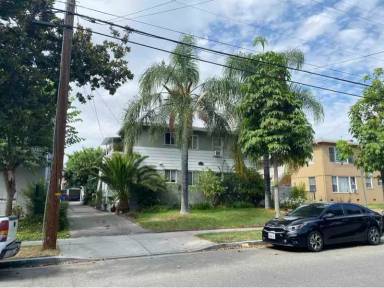 Main picture of 1009 E Garfield Ave