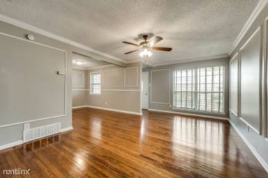 Main picture of 2338 Klondike Dr