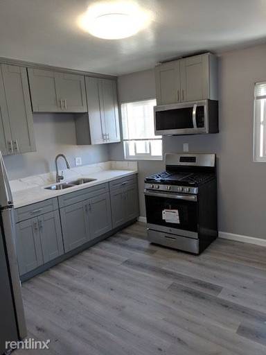 Main picture of 3943 Cottonwood St