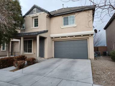 Main picture of 7458 Pember St