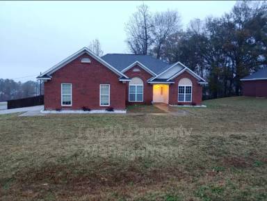 Main picture of 16 Redwood Dr
