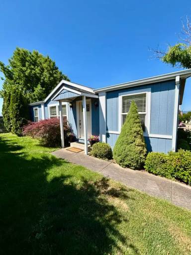 Main picture of 2212 Lara Ln