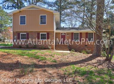 Main picture of 3467 Larch Pine Dr