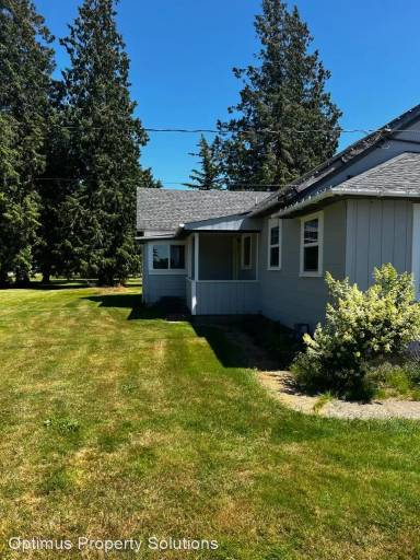 Main picture of 817 W Axton Rd