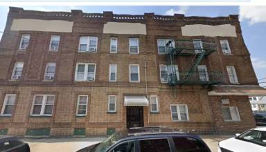 Main picture of 456 Kennedy Blvd