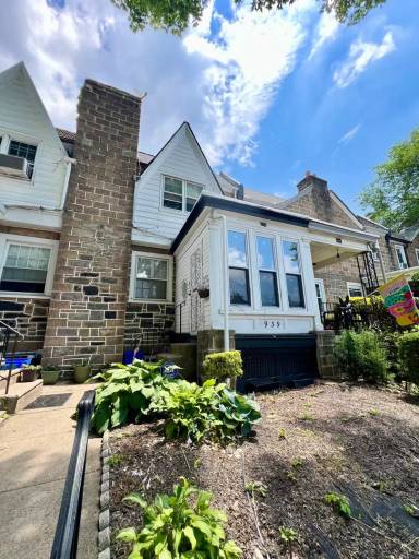 Main picture of 939 Flanders Rd