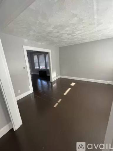 Main picture of 85 Greenfield Rd