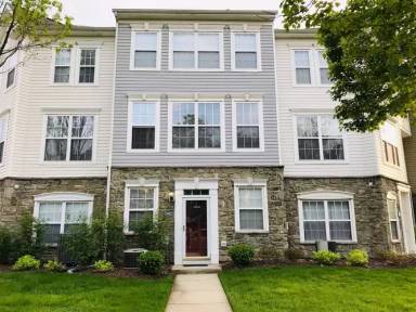 Main picture of 21822 Jarvis Sq