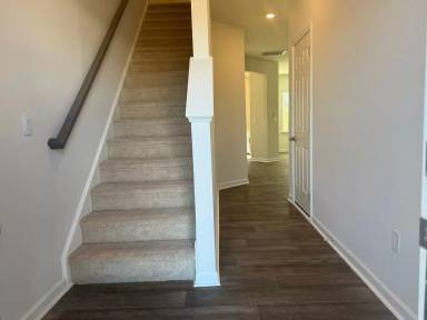 Main picture of 408 Ember St