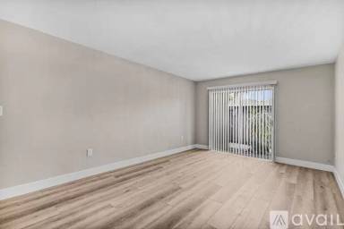 Main picture of 1915 Maravilla Ave
