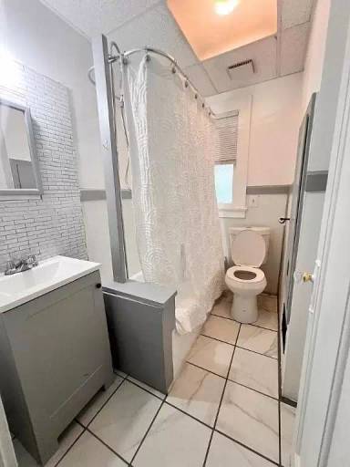 Main picture of 841 Goodman St S