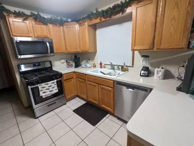 Main picture of 7322 W 59th St