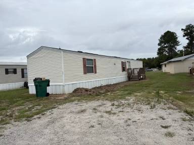 Main picture of 410 Vanda St