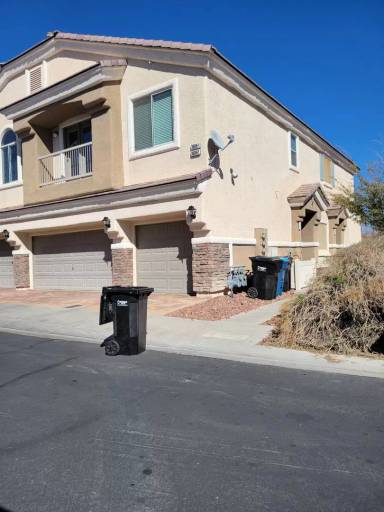 Main picture of 3608 Indigo Flower St