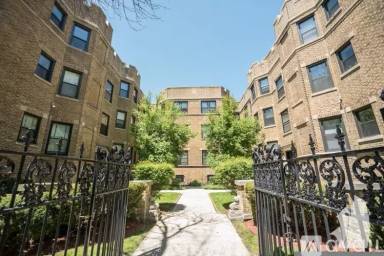 Main picture of 622 W Stratford Pl