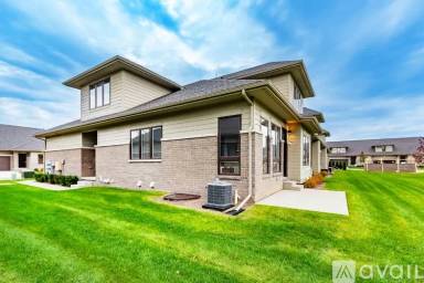 Main picture of 7488 Gramercy Cir