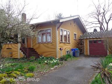 Main picture of 5834 NE Flanders St